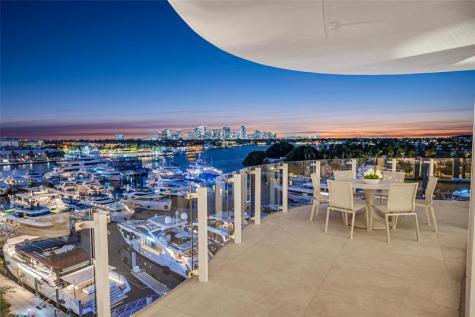 2241 SE 17th Street Fort Lauderdale FL 33316