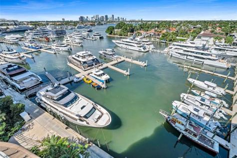 2241 SE 17th Street Fort Lauderdale FL 33316