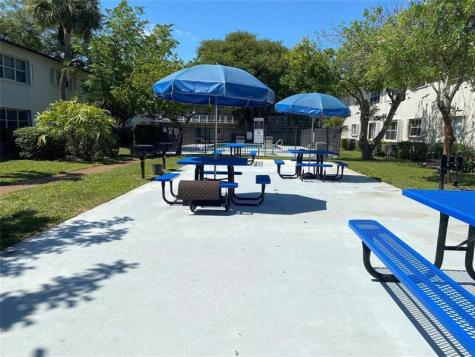 610 SE 2nd Avenue Deerfield Beach FL 33441