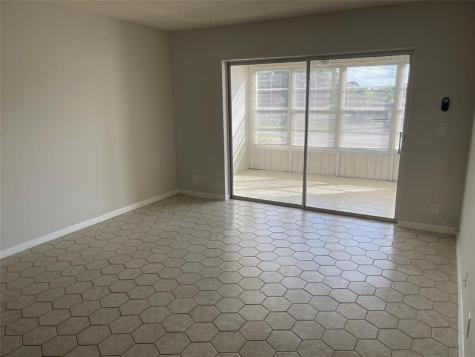 1005 Country Club Drive Margate FL 33063