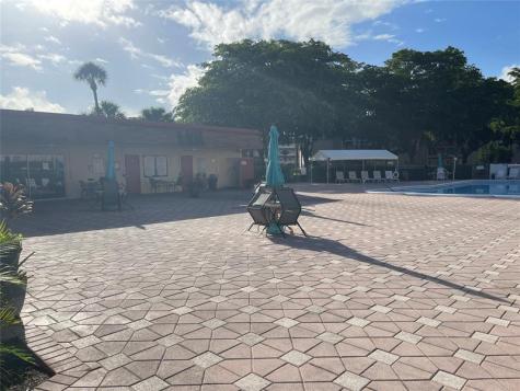 1005 Country Club Drive Margate FL 33063