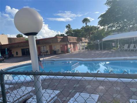 1005 Country Club Drive Margate FL 33063