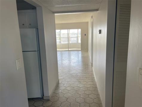 1005 Country Club Drive Margate FL 33063