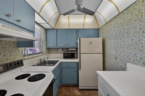 2751 E Golf Boulevard Pompano Beach FL 33064