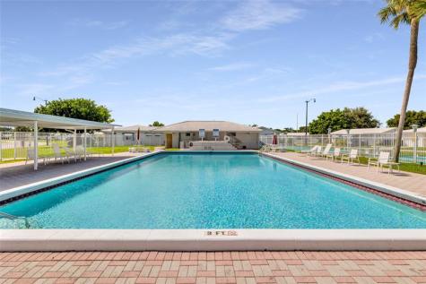 2751 E Golf Boulevard Pompano Beach FL 33064