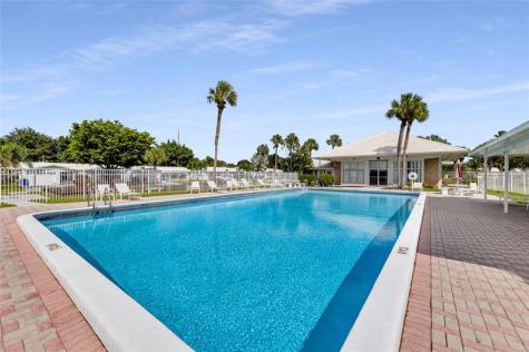 2751 E Golf Boulevard Pompano Beach FL 33064