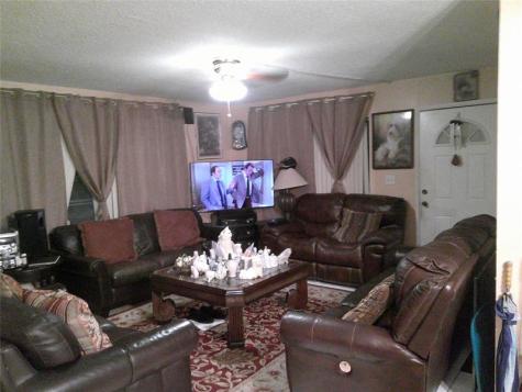 20311 NE 2nd Avenue Miami FL 33179