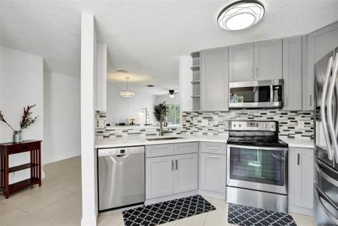 1107 SW 44th Terrace Deerfield Beach FL 33442