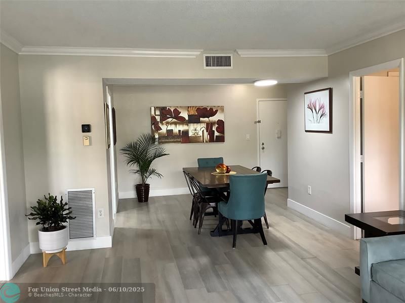 4174 Inverrary Drive Lauderhill FL 33319