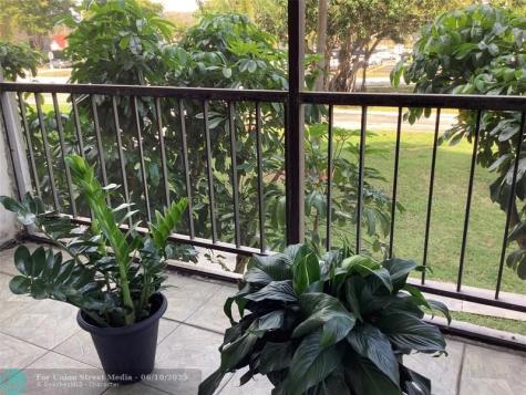 4174 Inverrary Drive Lauderhill FL 33319