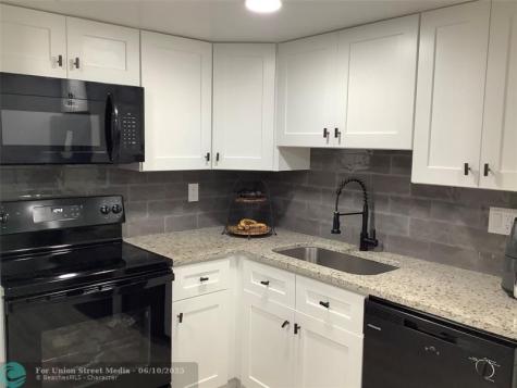 4174 Inverrary Drive Lauderhill FL 33319