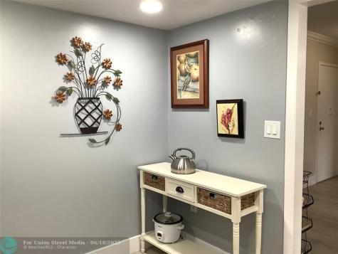 4174 Inverrary Drive Lauderhill FL 33319