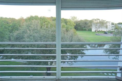 4029 Newport H Deerfield Beach FL 33442