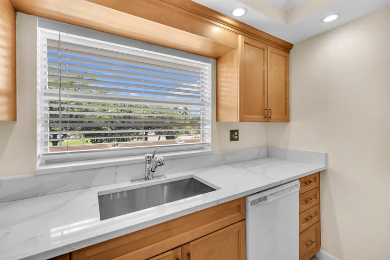 9301 Sunrise Lakes Boulevard Sunrise FL 33322