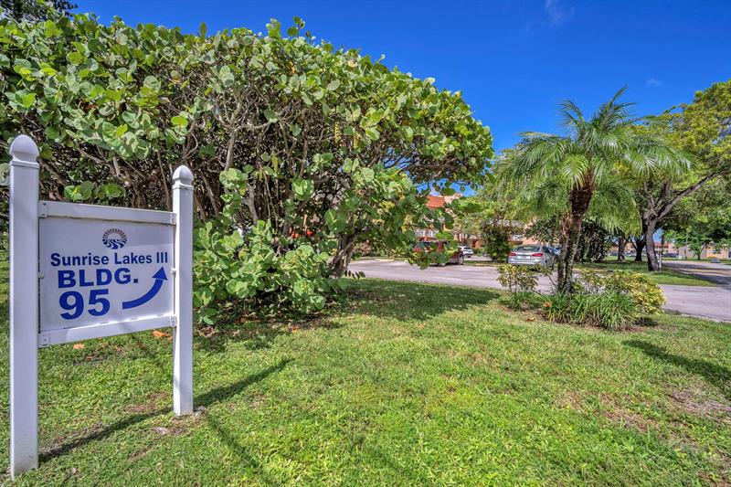 9301 Sunrise Lakes Boulevard Sunrise FL 33322