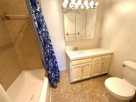 1962 NE 6th Street Deerfield Beach FL 33441