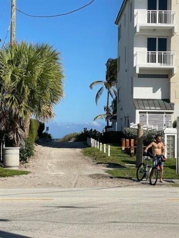 1962 NE 6th Street Deerfield Beach FL 33441