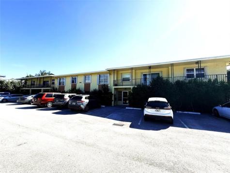 1962 NE 6th Street Deerfield Beach FL 33441