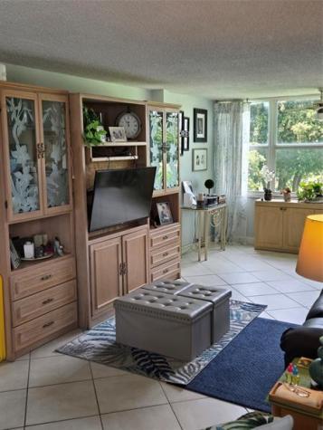 9491 Evergreen Place Davie FL 33324