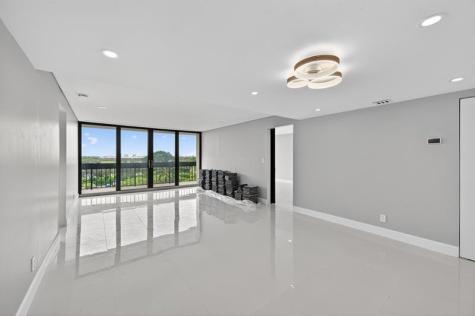 2400 Presidential Way West Palm Beach FL 33401