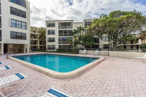 2307 S Cypress Bend Drive Pompano Beach FL 33069