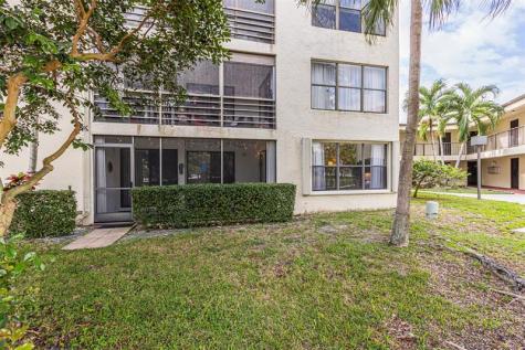 2307 S Cypress Bend Drive Pompano Beach FL 33069