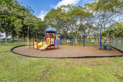 2307 S Cypress Bend Drive Pompano Beach FL 33069