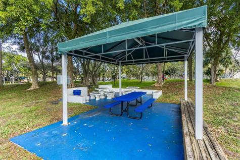 2307 S Cypress Bend Drive Pompano Beach FL 33069