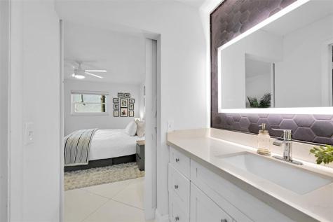 1428 SE 4th Avenue Deerfield Beach FL 33441