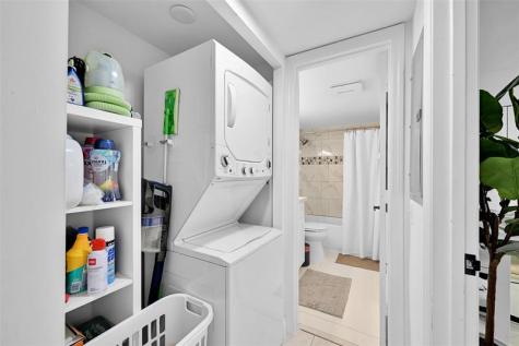 1428 SE 4th Avenue Deerfield Beach FL 33441