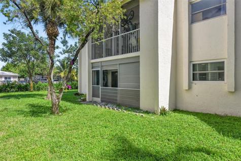1428 SE 4th Avenue Deerfield Beach FL 33441