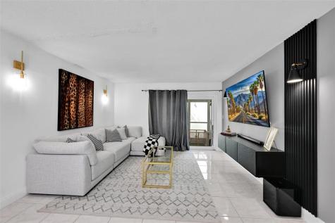 1428 SE 4th Avenue Deerfield Beach FL 33441