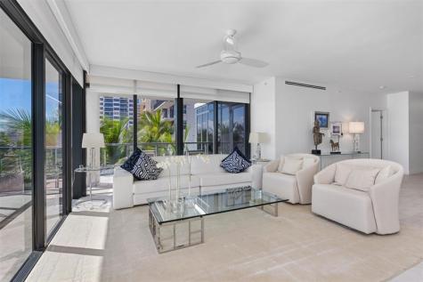 2101 S Surf Road Hollywood FL 33019