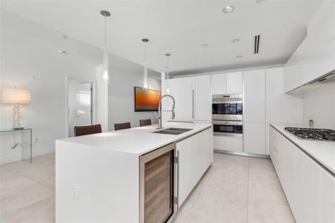 2101 S Surf Road Hollywood FL 33019