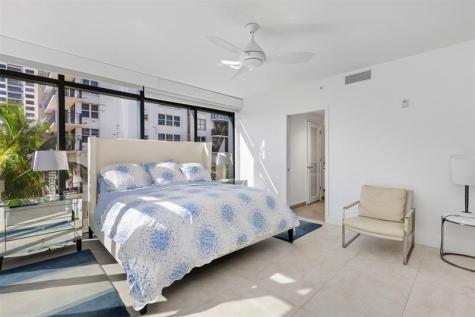 2101 S Surf Road Hollywood FL 33019