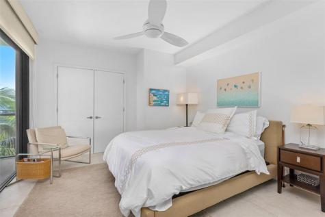 2101 S Surf Road Hollywood FL 33019