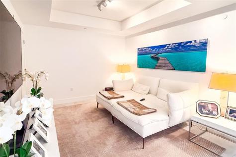 2101 S Surf Road Hollywood FL 33019