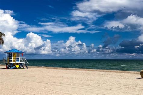 2101 S Surf Road Hollywood FL 33019