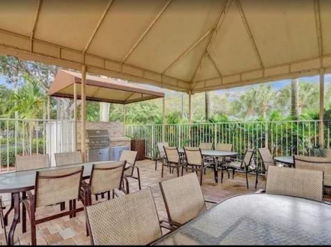 1954 Andromeda Lane Weston FL 33327