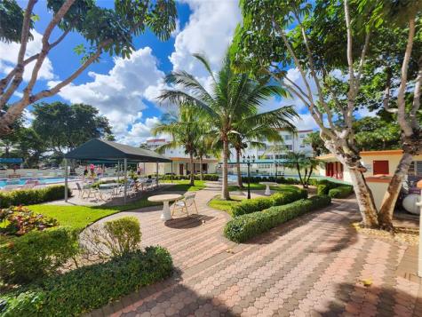 4191 NW 41st Street Lauderdale Lakes FL 33319
