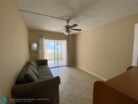 2019 Cambridge A Deerfield Beach FL 33442