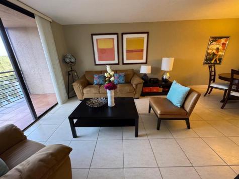 900 Colony Point Circle Pembroke Pines FL 33026