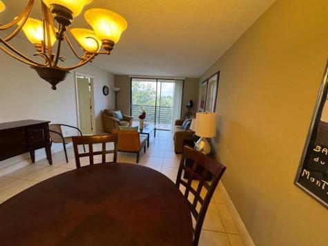 900 Colony Point Circle Pembroke Pines FL 33026