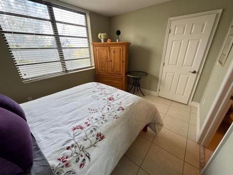 900 Colony Point Circle Pembroke Pines FL 33026