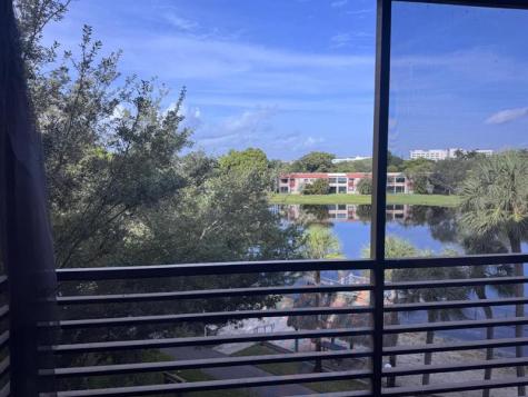 900 Colony Point Circle Pembroke Pines FL 33026