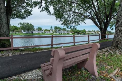 900 Colony Point Circle Pembroke Pines FL 33026