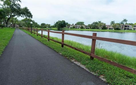 900 Colony Point Circle Pembroke Pines FL 33026