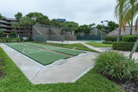 900 Colony Point Circle Pembroke Pines FL 33026