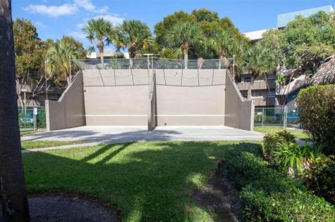 900 Colony Point Circle Pembroke Pines FL 33026