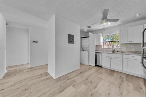 123 Amherst Lane Lake Worth FL 33467